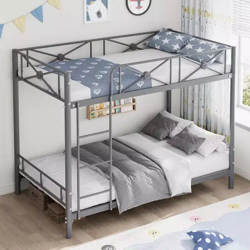 Letto a castello in metallo per 2 persone con ringhiere di sicurezza, grigio/bianco